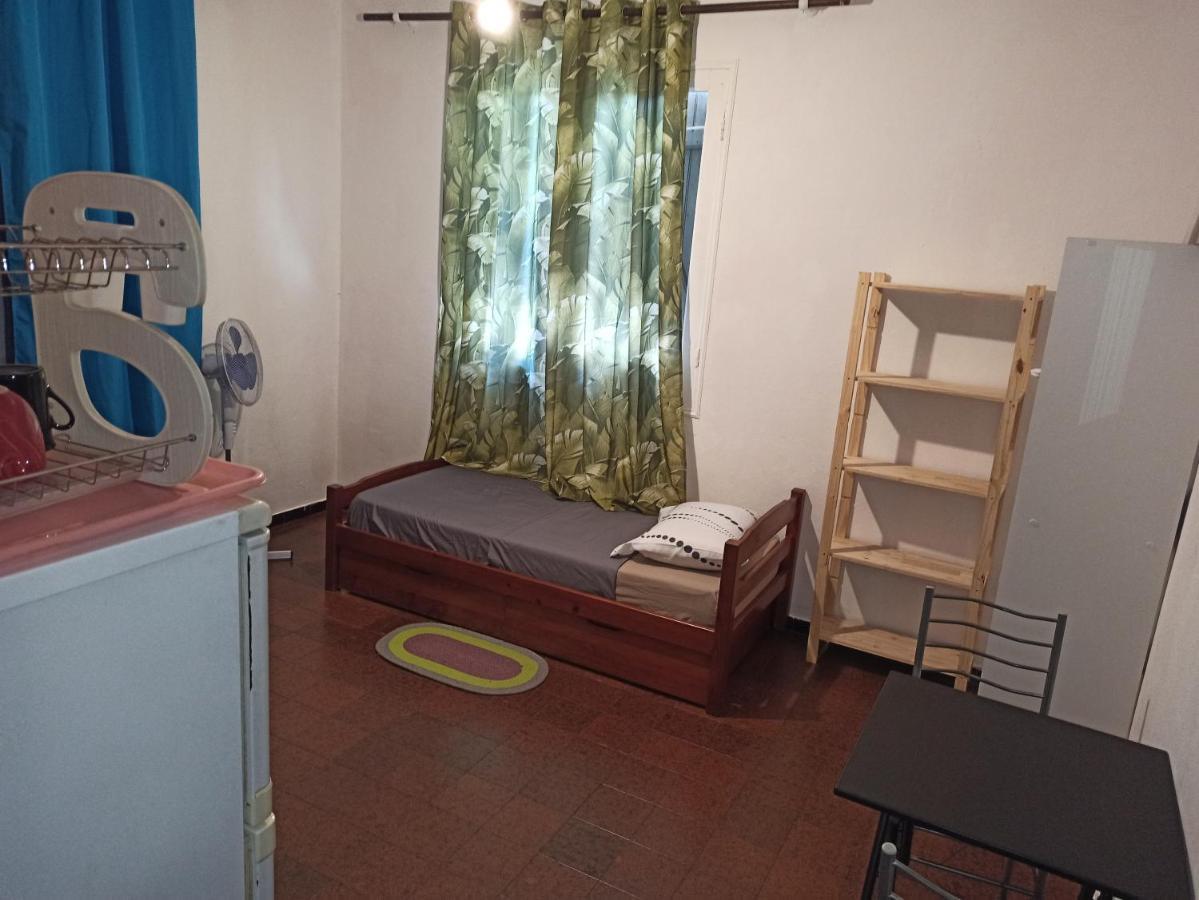 Locatriolet Apartment Saint-Denis Ngoại thất bức ảnh